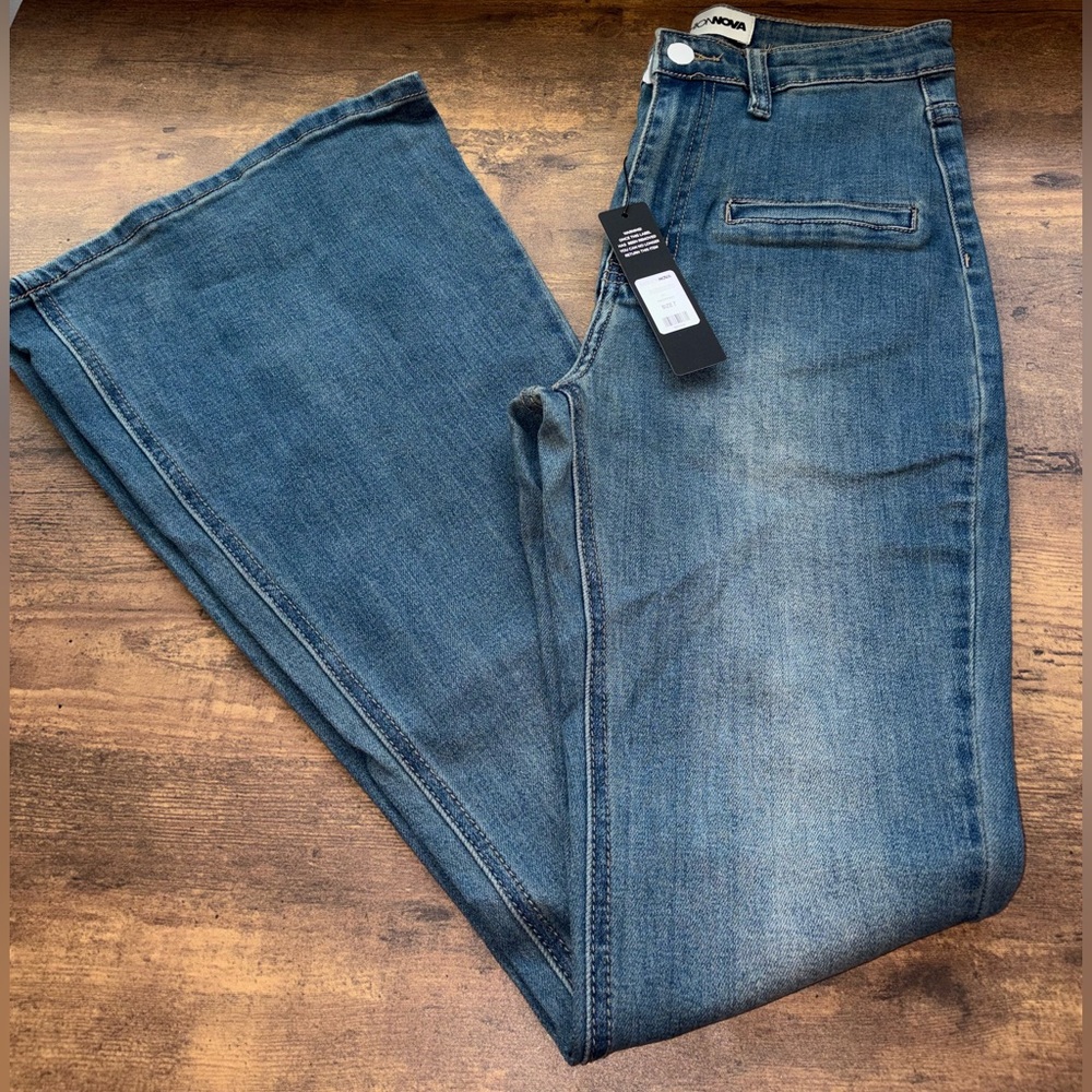 Fashion Nova Flare Wide Leg Jeans JUNIORS - Picture 2 of 4